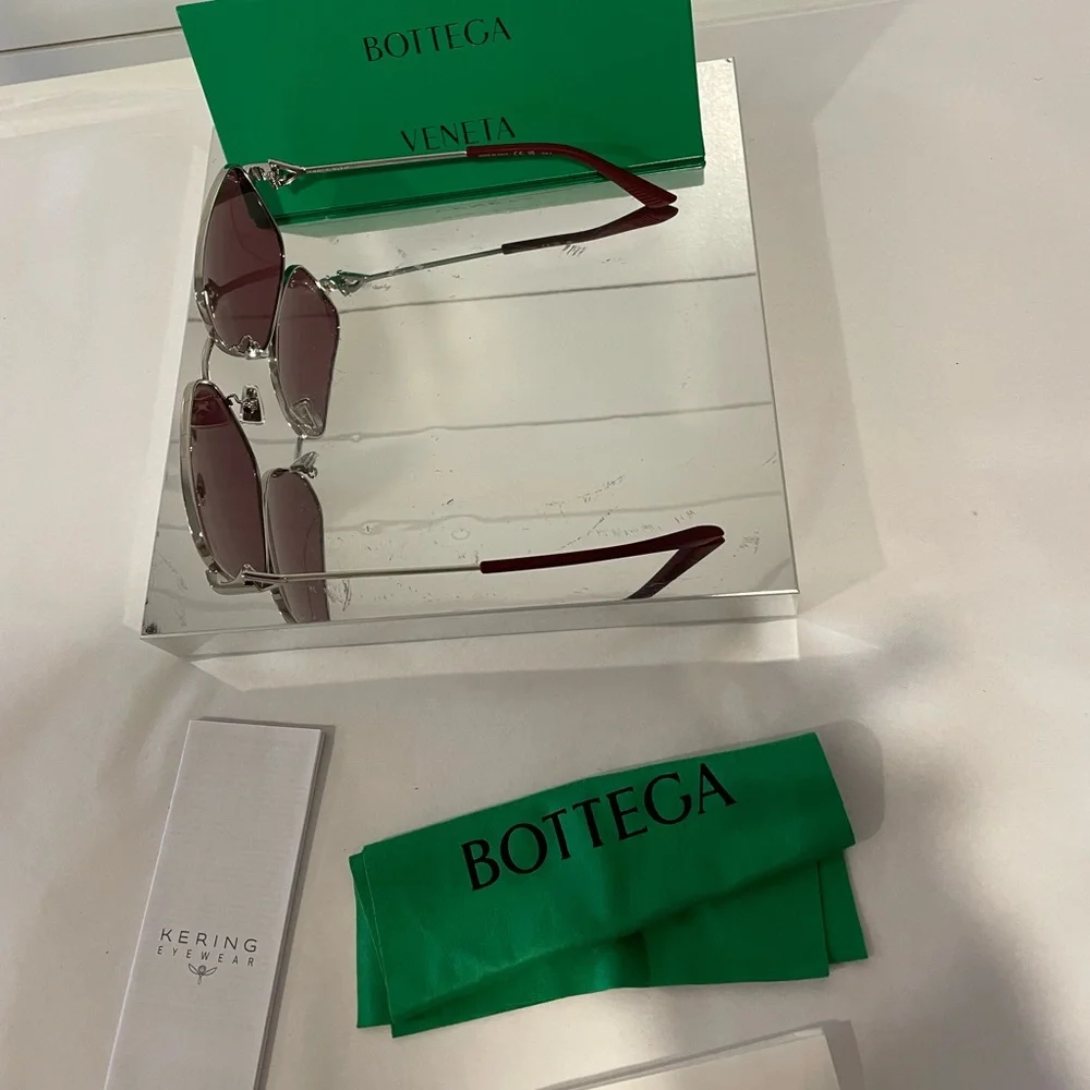 BOTTEGA VENETA BV1199S-003 WOMEN'S SUNGLASSES - Picture 6 of 9